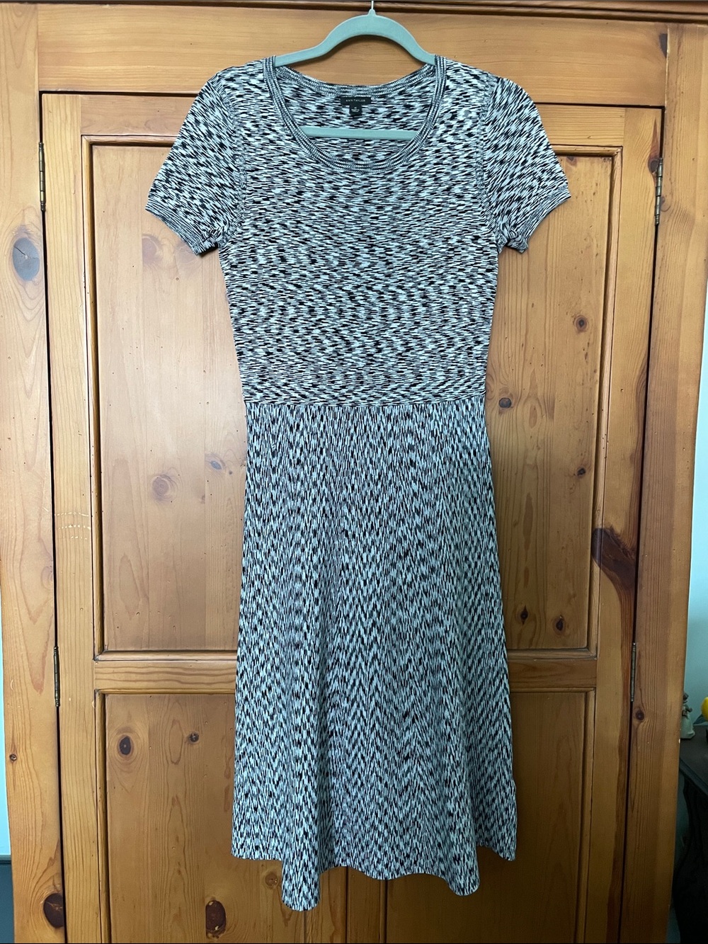 Ann Taylor Black and White Short-Sleeve Midi Fit-and-Flare Dress
